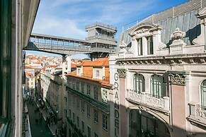 LV Premier Chiado CH3 Views Central AC Lift
