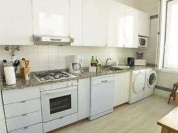 LV Premier Chiado CH3 Views Central AC Lift