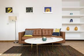 LV Premier MQ2 View AC Elevator Balcony Park