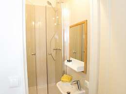 LV Premier Baixa CN1 AC Elevator Central Views