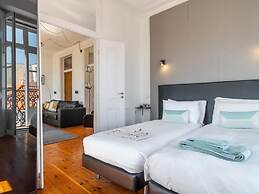 LV Premier Baixa CN1 AC Elevator Central Views