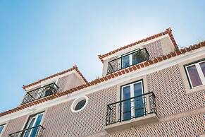 LV Premier P Real PI1 Central River Views Terrace