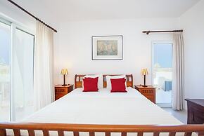 Amazing 2-bedroom Appartment With big Terrace!