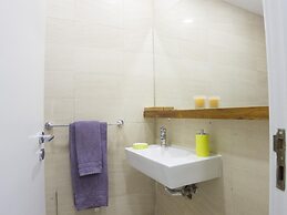 LV Premier Chiado CH5 AC Elevator Central