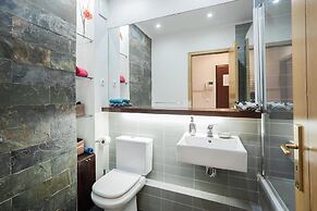 LV Premier Baixa PR Elevator Balcony AC View