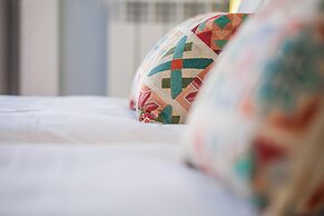 LV Premier Baixa PR Elevator Balcony AC View