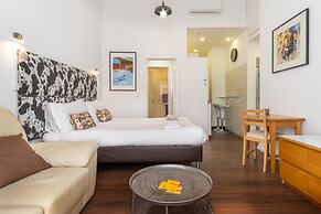 LV Premier Chiado CH9 Elevator Balconies Center