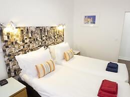 LV Premier Chiado CH9 Elevator Balconies Center