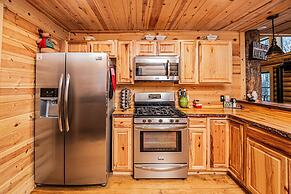 Big Log Lodge by Taylor Made Deep Creek