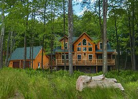 Big Log Lodge by Taylor Made Deep Creek