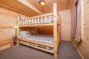 Big Log Lodge by Taylor Made Deep Creek