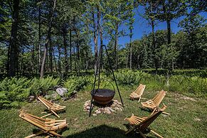 Big Log Lodge by Taylor Made Deep Creek