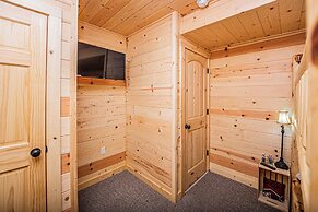 Big Log Lodge by Taylor Made Deep Creek