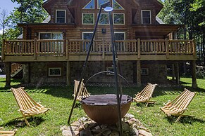 Big Log Lodge by Taylor Made Deep Creek