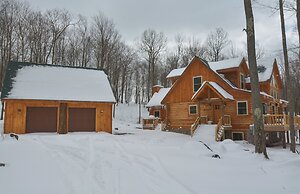 Big Log Lodge by Taylor Made Deep Creek