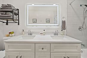 Dreamy & Relaxing Gem 12mins to DT LA
