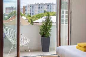 LV Premier Amoreiras AM3 Modern Space AC Lift