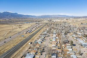 3bdfamily Retreat Near COS Airport & Fort Carson