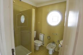 Lvpremier GR1 Beachfront Heated Pool spa Games