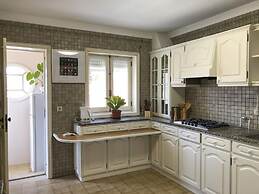 Lvpremier GR1 Beachfront Heated Pool spa Games