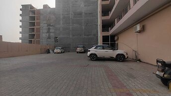 Treebo The Kings Plaza