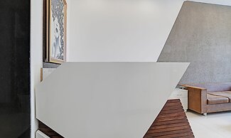 Treebo Grand Euro Pipliyahana Square