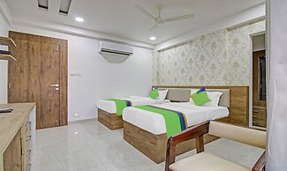 Treebo Chandraprasth Residency