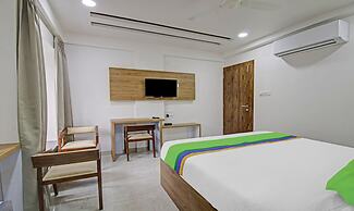 Treebo Chandraprasth Residency