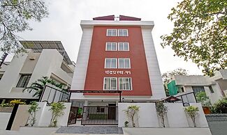 Treebo Chandraprasth Residency