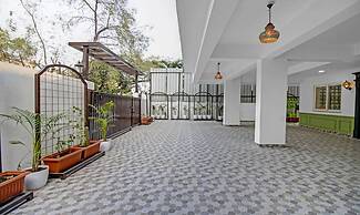 Treebo Chandraprasth Residency