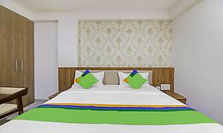 Treebo Chandraprasth Residency