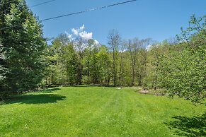 Cabin at Slope's Edge