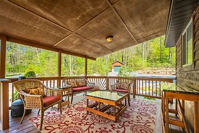 Cabin at Slope's Edge