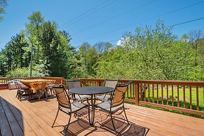 Cabin at Slope's Edge