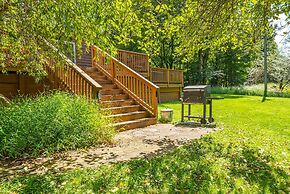 Cabin at Slope's Edge