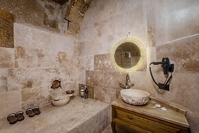 Zula Cave House