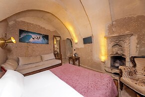 Zula Cave House