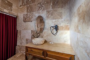 Zula Cave House