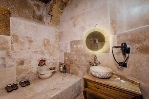 Zula Cave House