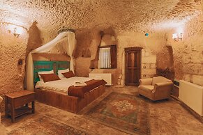 Zula Cave House