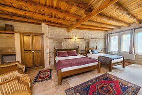 Zula Cave House