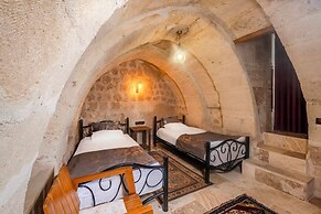 Zula Cave House