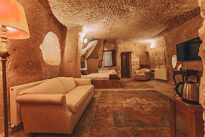 Zula Cave House