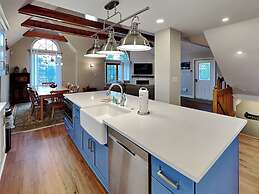 Captain's Cabin by Taylor Made Deep Creek