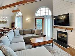 Captain's Cabin by Taylor Made Deep Creek
