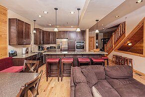 Cedar Shores Villa 03 by Taylor Made Deep Creek