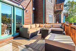 Cedar Shores Villa 03 by Taylor Made Deep Creek
