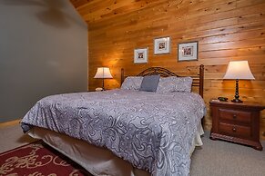 Cedar Shores Villa 08