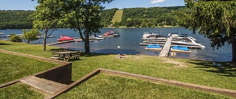 Cedar Shores Villa 09