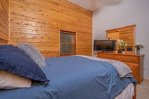 Cedar Shores Villa 09